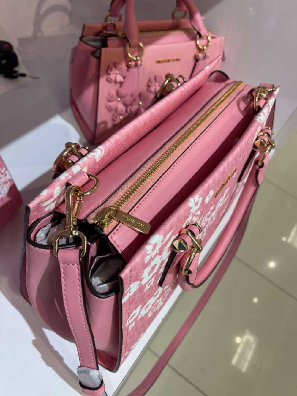 MICHAEL KORS Marilyn Medium Printed Signature Logo Satchel Crossbody Carnation - Picture 8 of 16